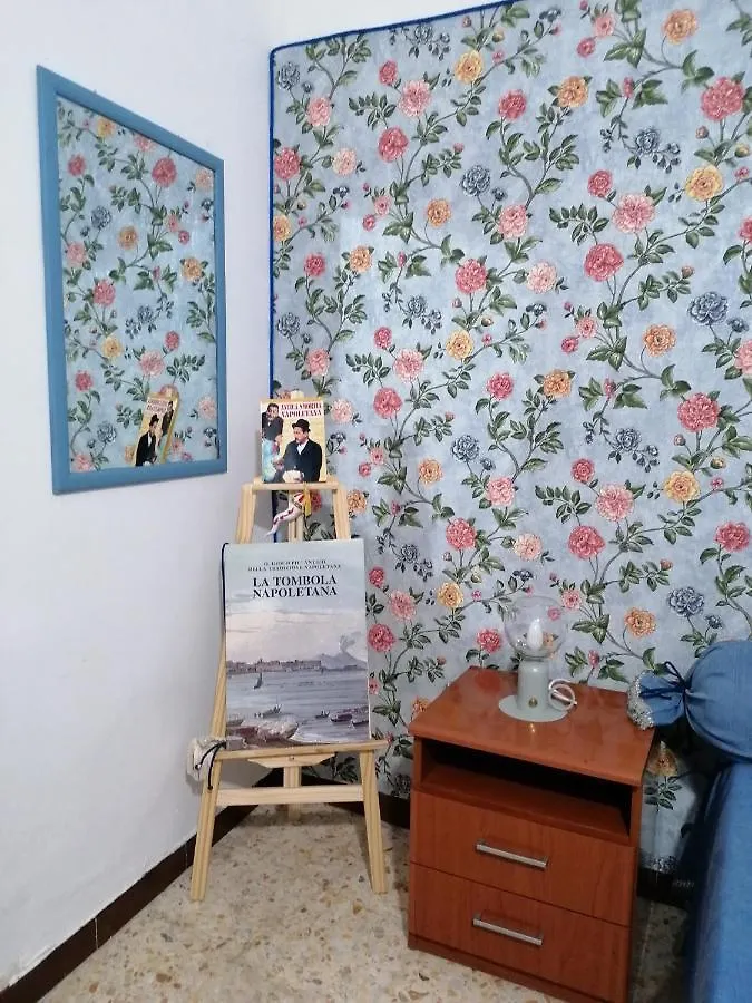 A Finesta E Titina Vila Nápoles 0*,